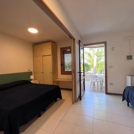 African Beach Hotel-Residence Manfredoine Extérieur photo