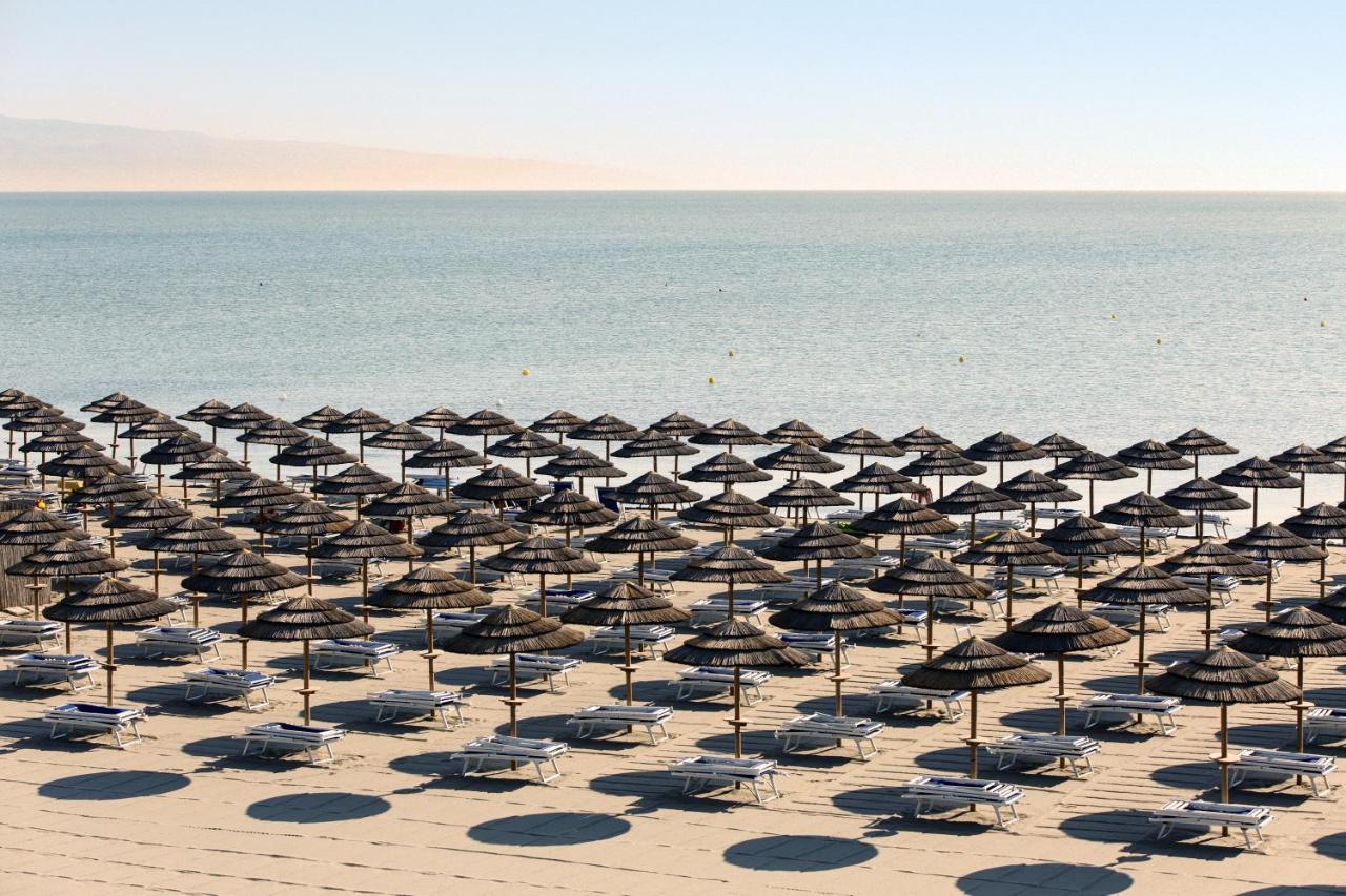 African Beach Hotel-Residence Manfredoine Extérieur photo